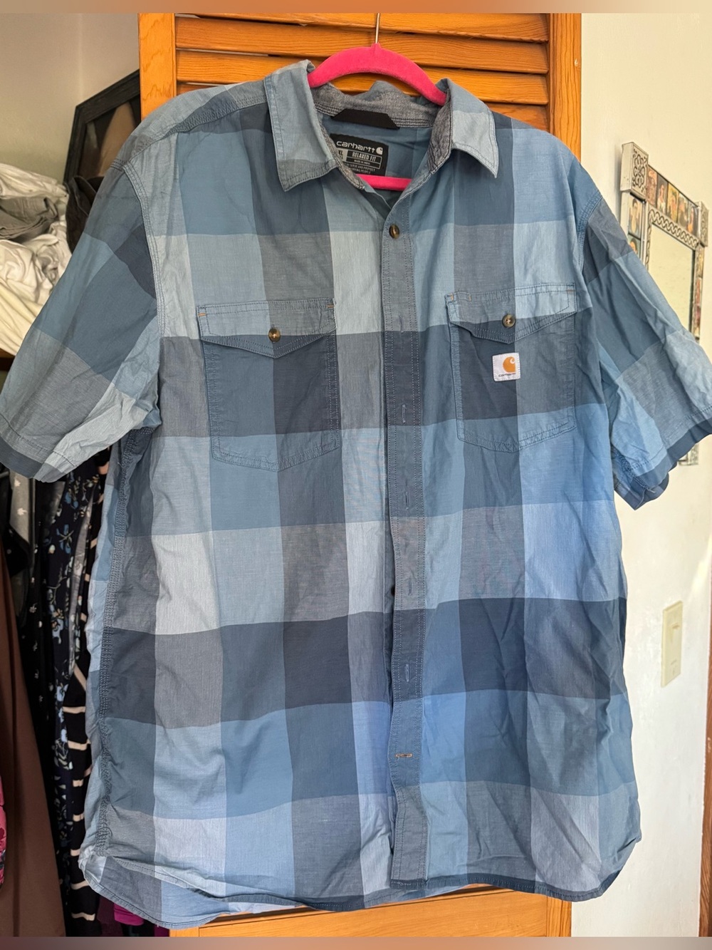 Carhartt Men’s Blue Large Check Short-Sleeve Button-Down Shirt